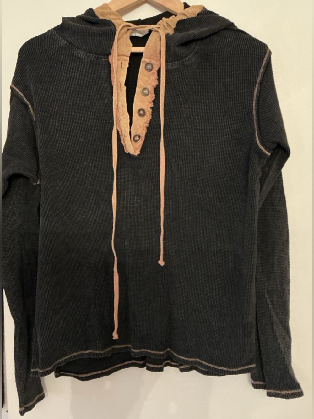 Hem  &. Thread Casual Two-Tone Henley Hoodie - Black with Tan Accents